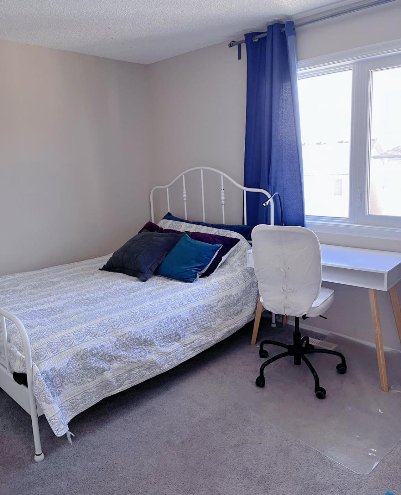 Best Garden House&3 Mins Bus Station Close C-Train&Free Parking YYC Værelse billede